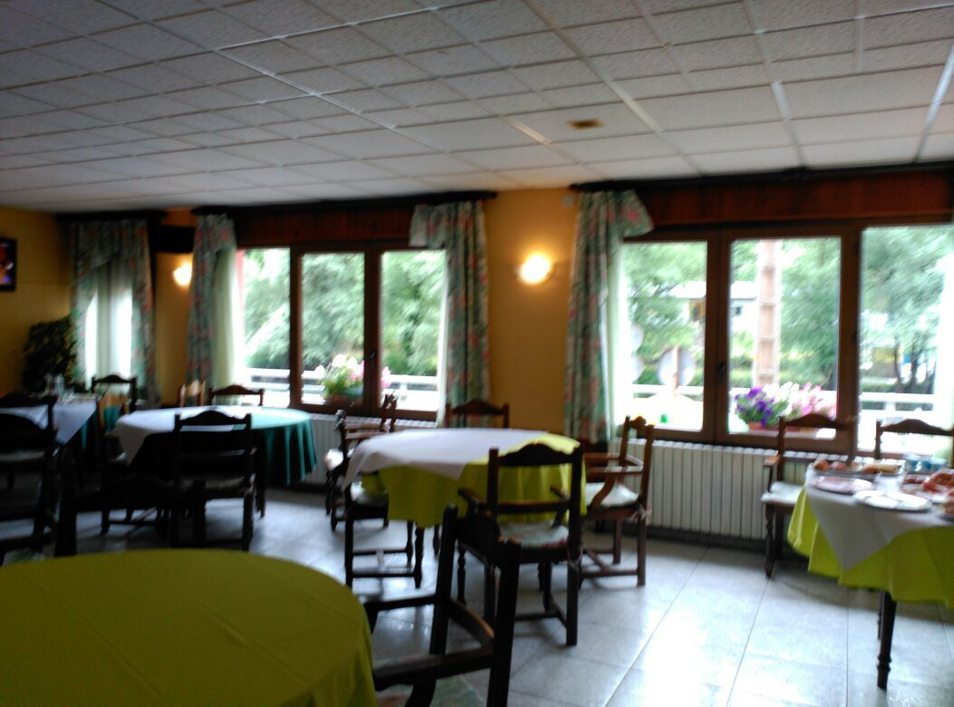 Shadows Hotel