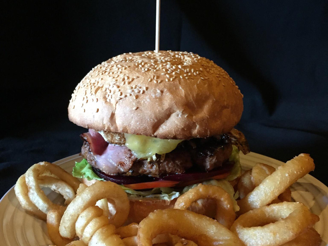 Deniliquin餐馆和美食-Edward River Hotel