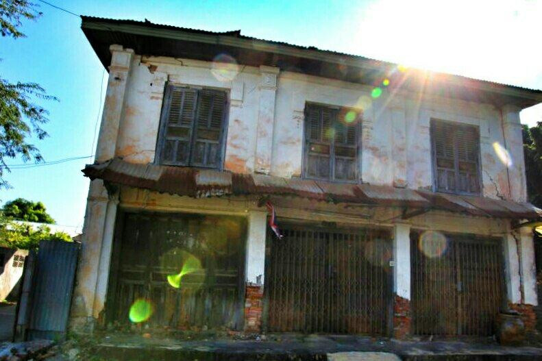 Khemarat Walking Street景点图片