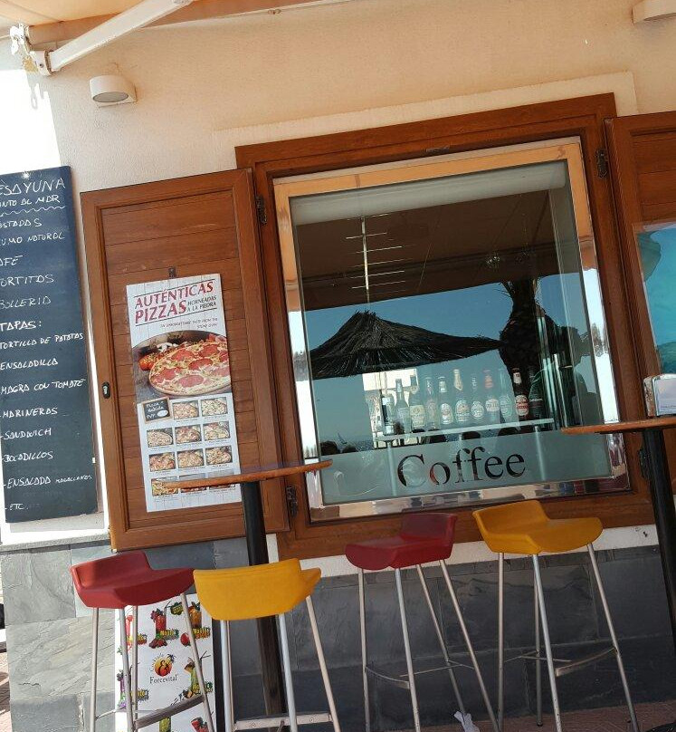 Los Cuarteros旅游景点-Pub Magallanes