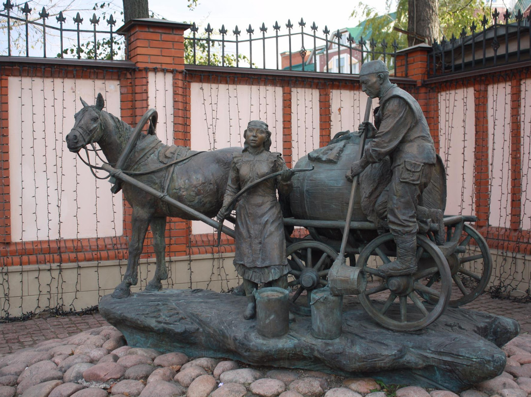 Monument to Water Carrier-喀山必去景点