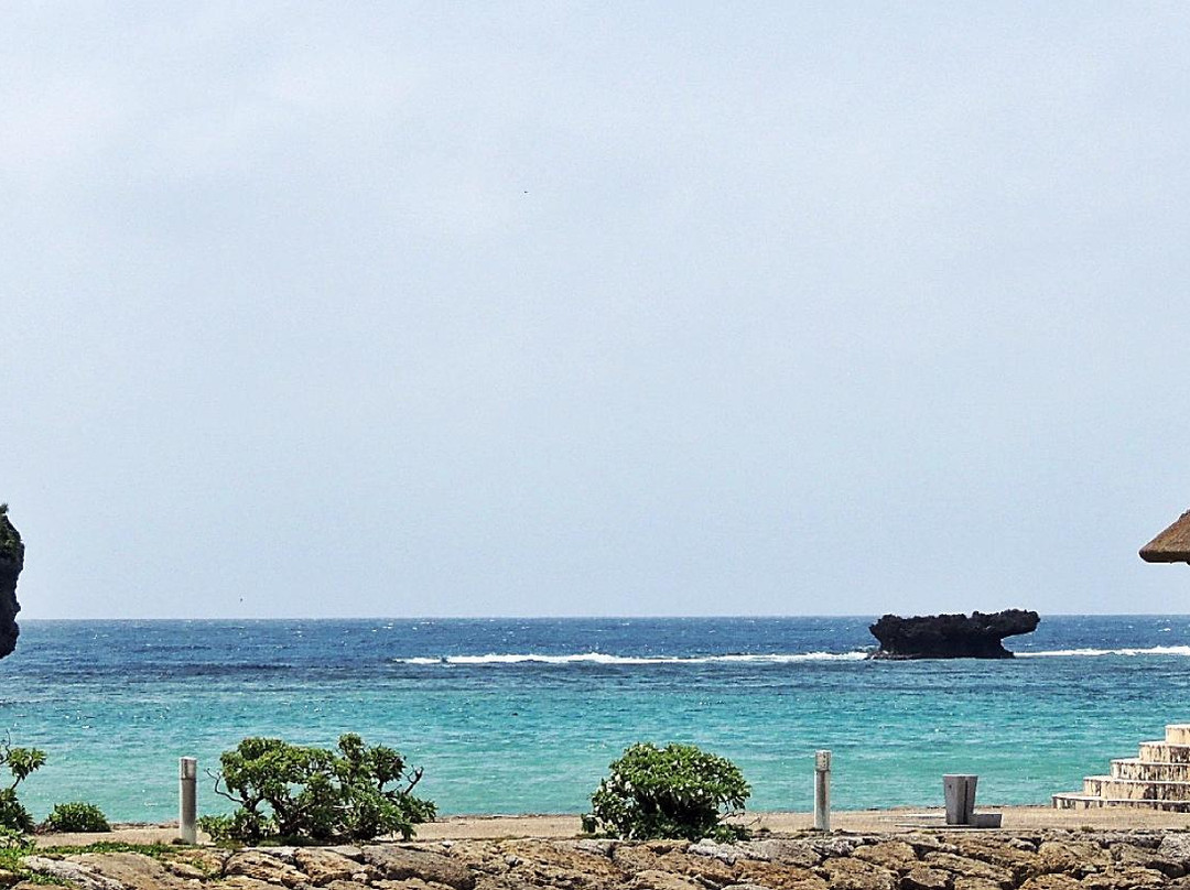 Onna Seaside Cizil Park Nabii Beach景点图片