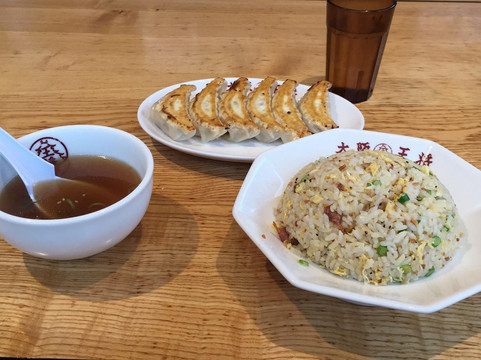 大阪王将 富里インター店