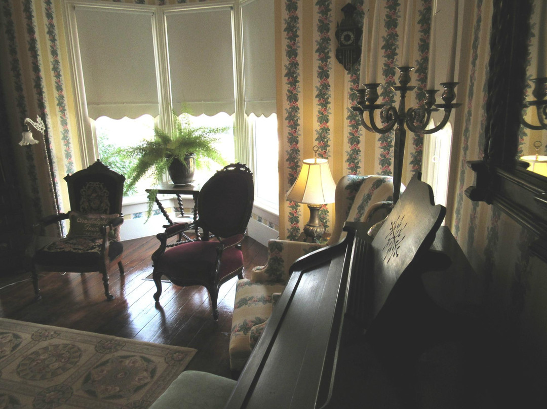 Manor of Time - A Bed and Breakfast主图