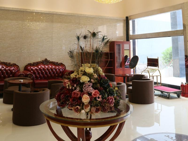 格林豪泰商丘睢县睢州大道北湖商务酒店主图