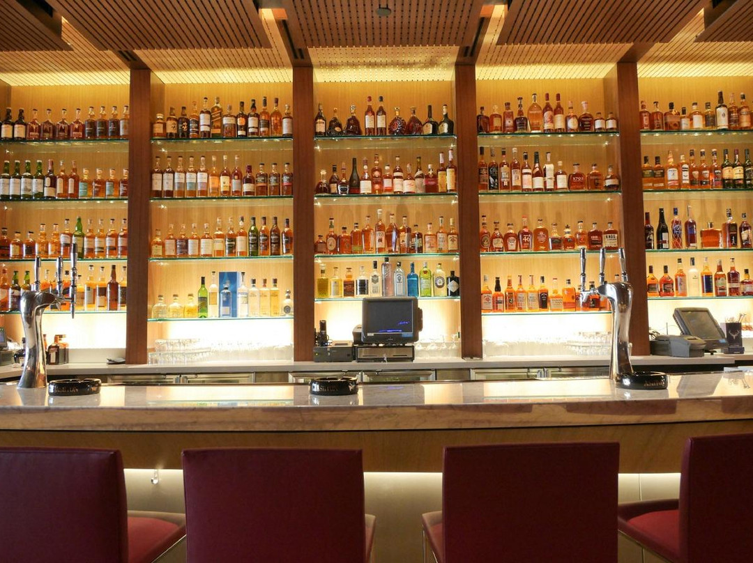 ASHTON CIGAR BAR-费城必去景点