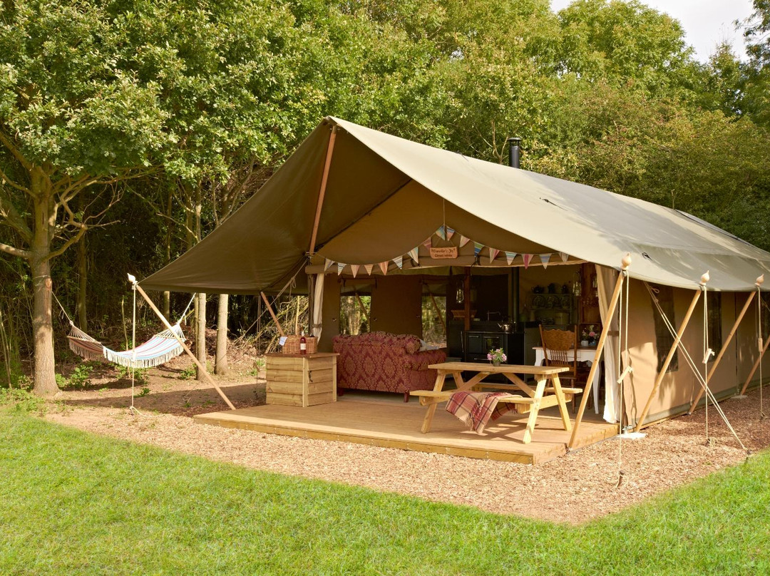 Secret Meadows Glamping