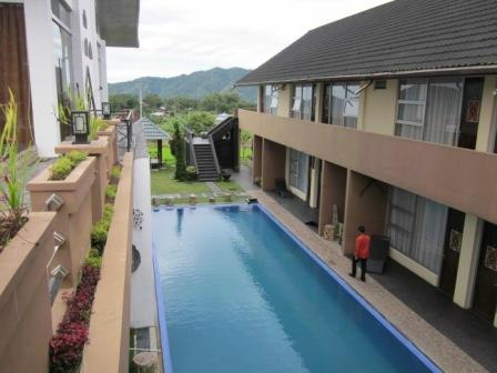Aie Angek Cottage-泳池