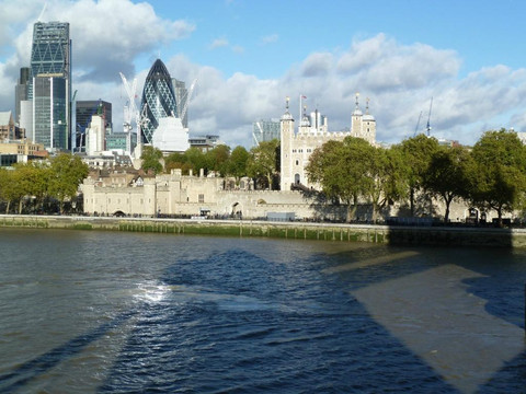 圣玛莉艾克斯30号大楼-伦敦必去景点