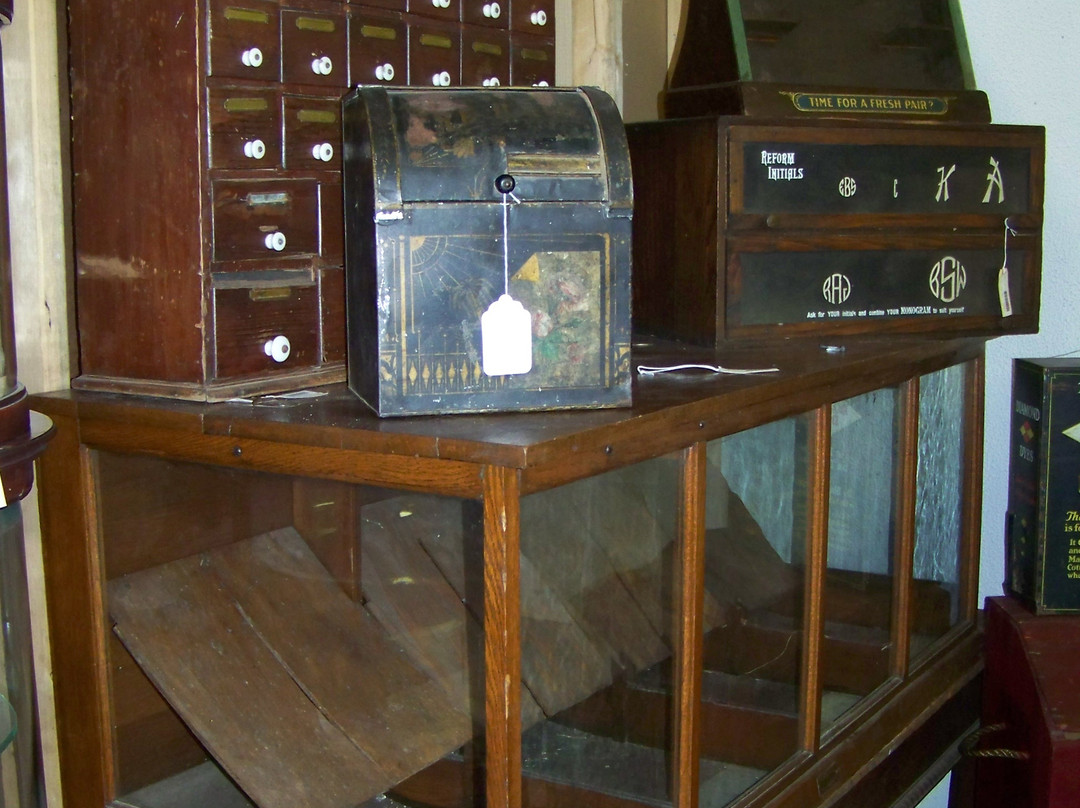 Paramount Antique Mall-威奇托必去景点