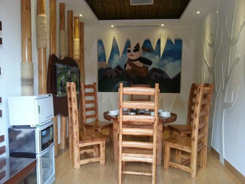 峨眉山逍遥熊猫民宿主图