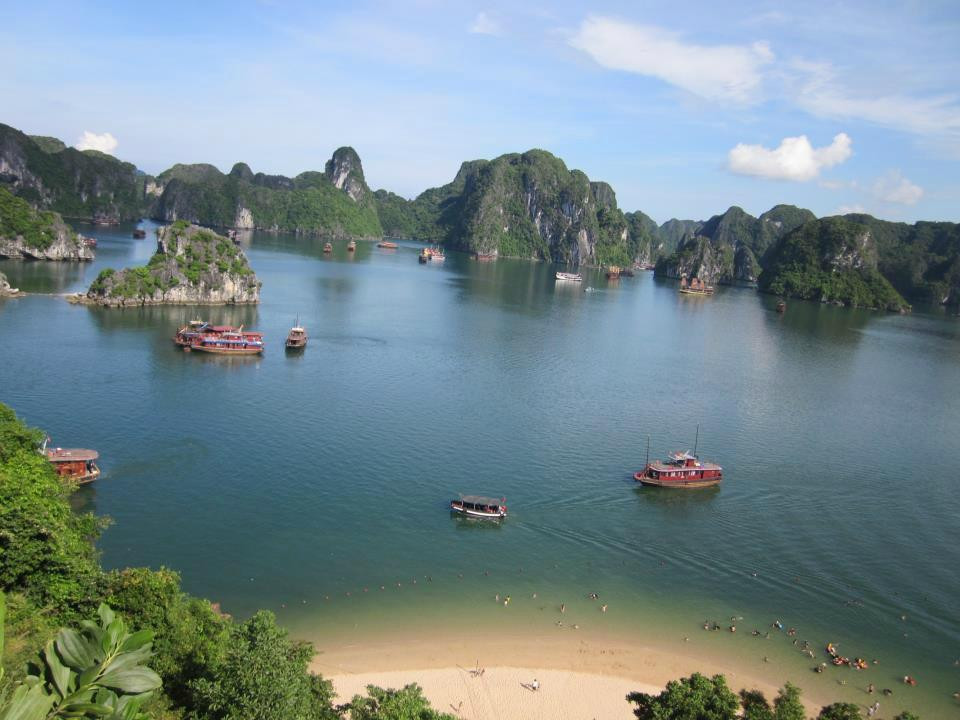 Aquarena Cruise - Halong Bay Daily Tours-河内必去景点