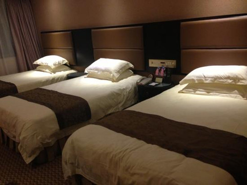 广州天一酒店（市二宫地铁站店）主图