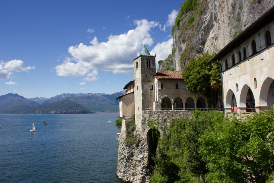 Eremo di Santa Caterina del Sasso景点图片