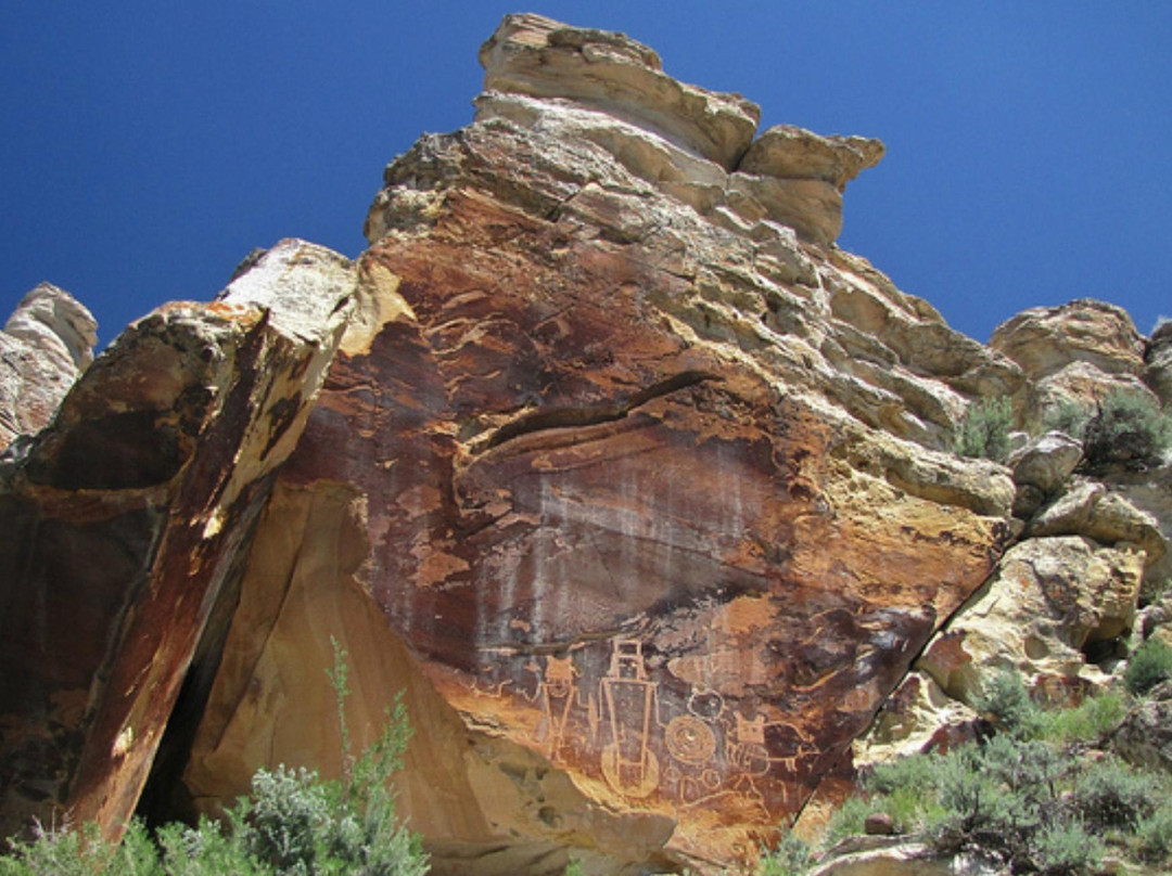 McKee Springs Petroglyphs-Jensen必去景点