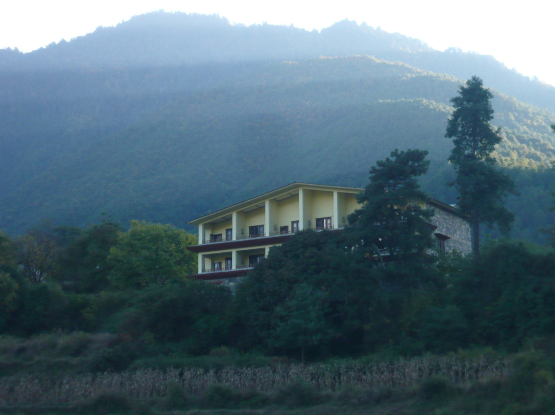 松赞塔城山居主图