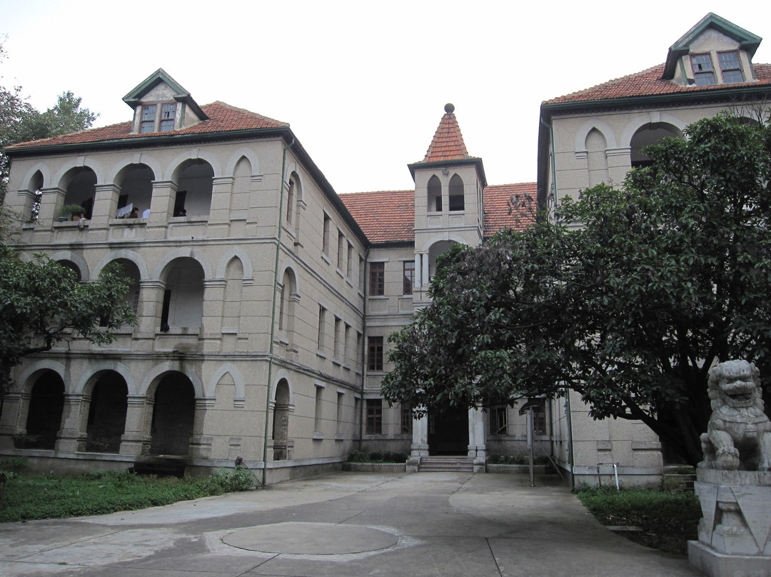 鸡公山-信阳市必去景点