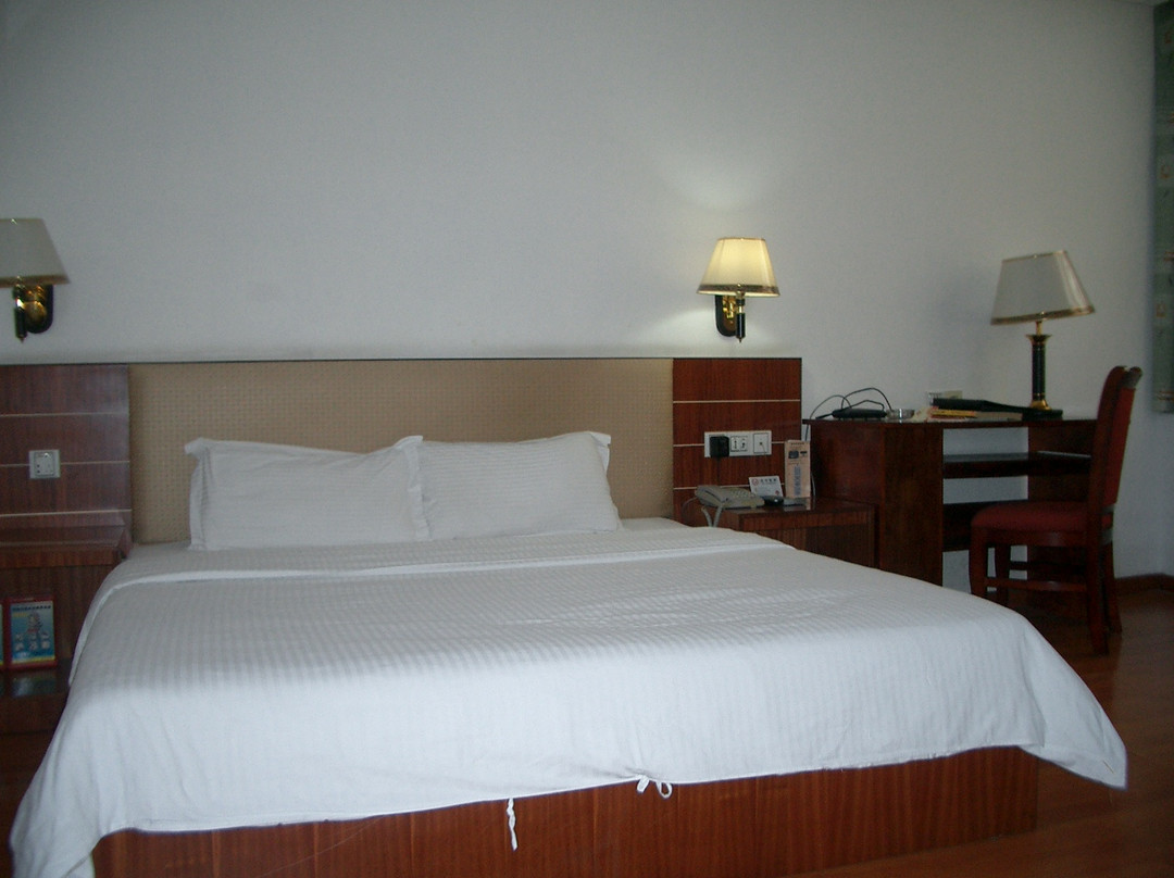 新世界大酒店主图