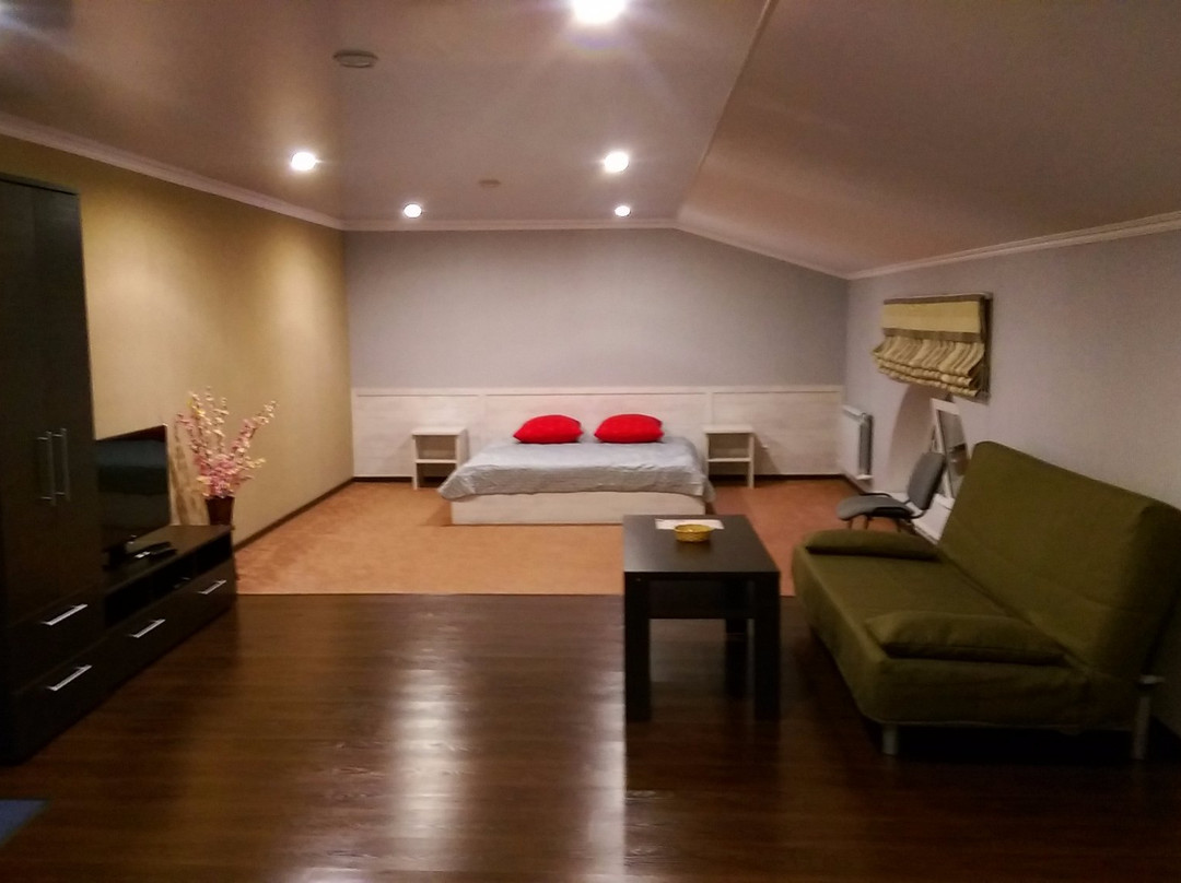 Akiyat Hotel