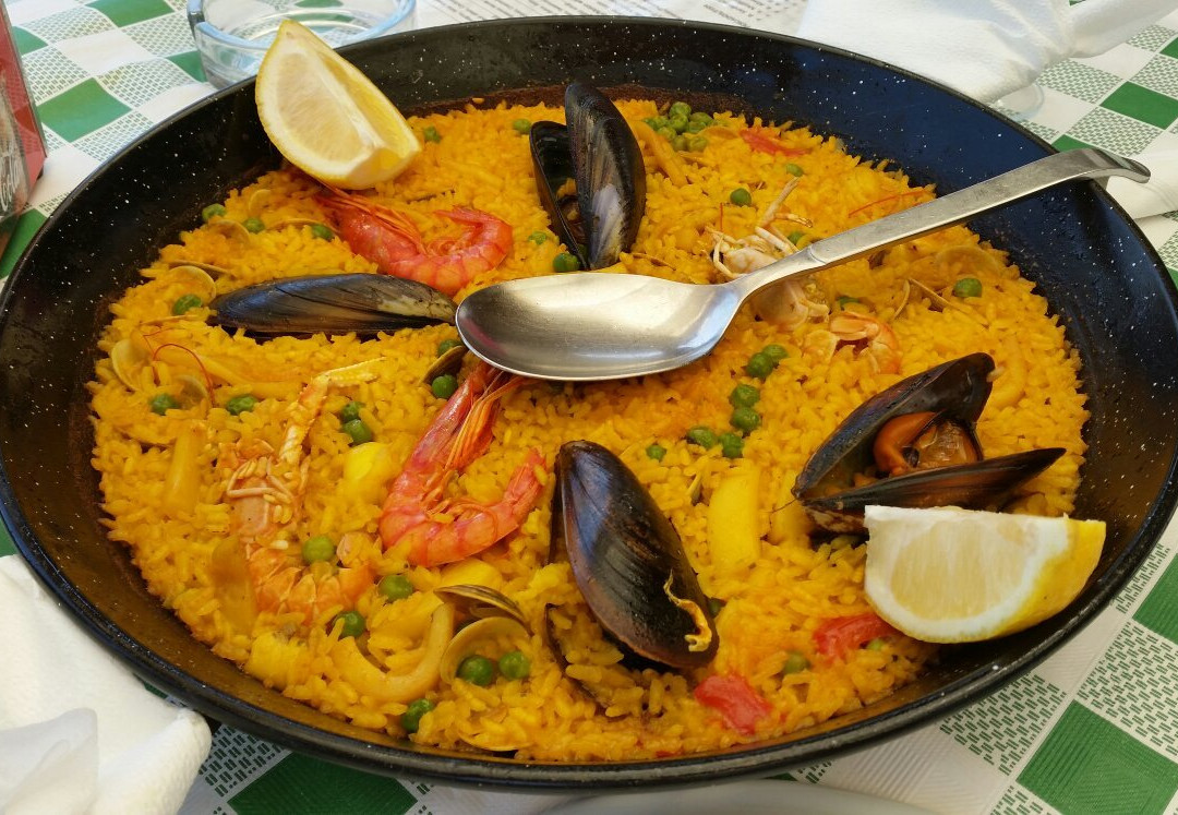 Playa Macenas餐馆和美食-Chiringuito Manaca