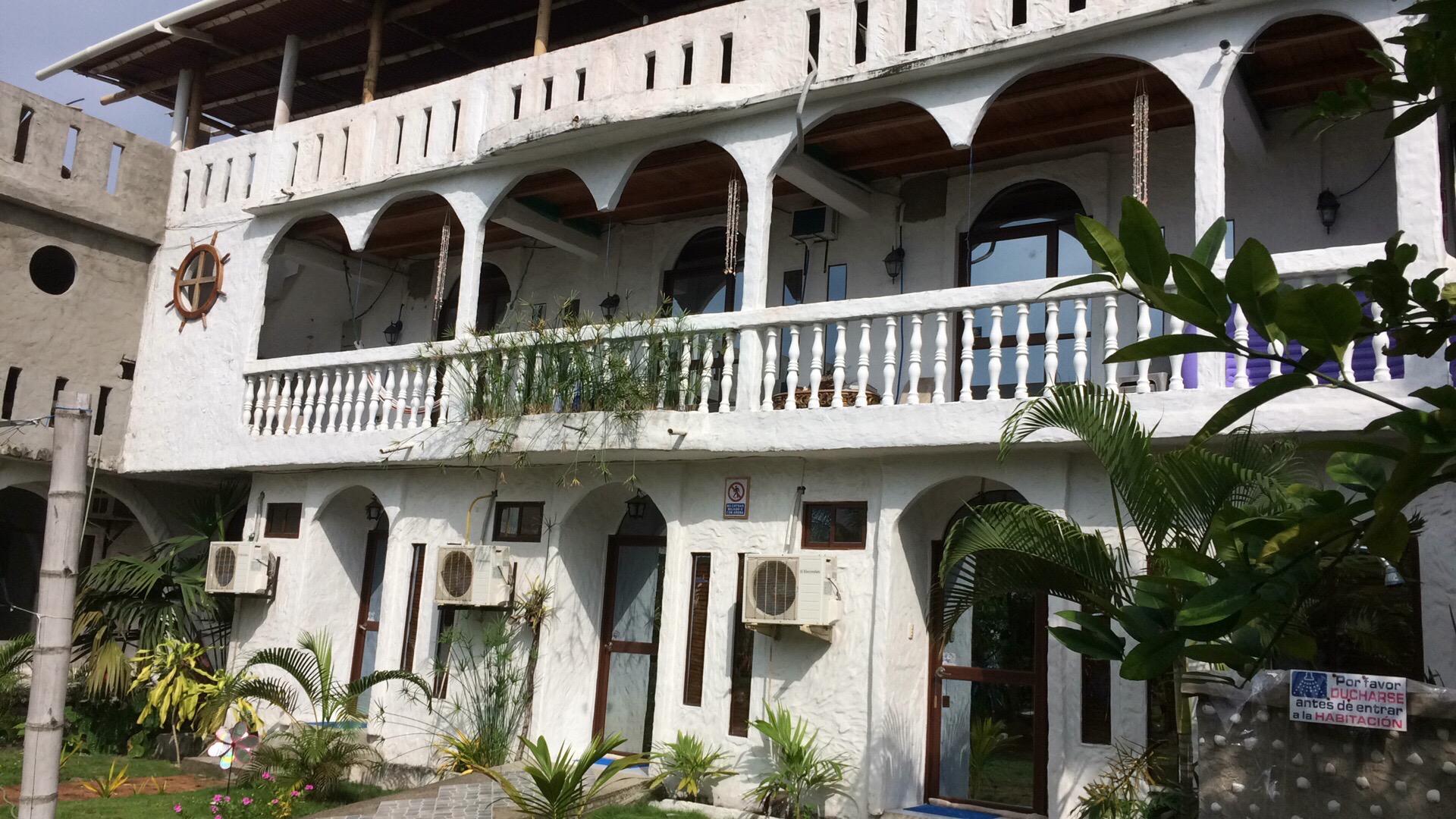Vacacional Helenos Hotel-浴室