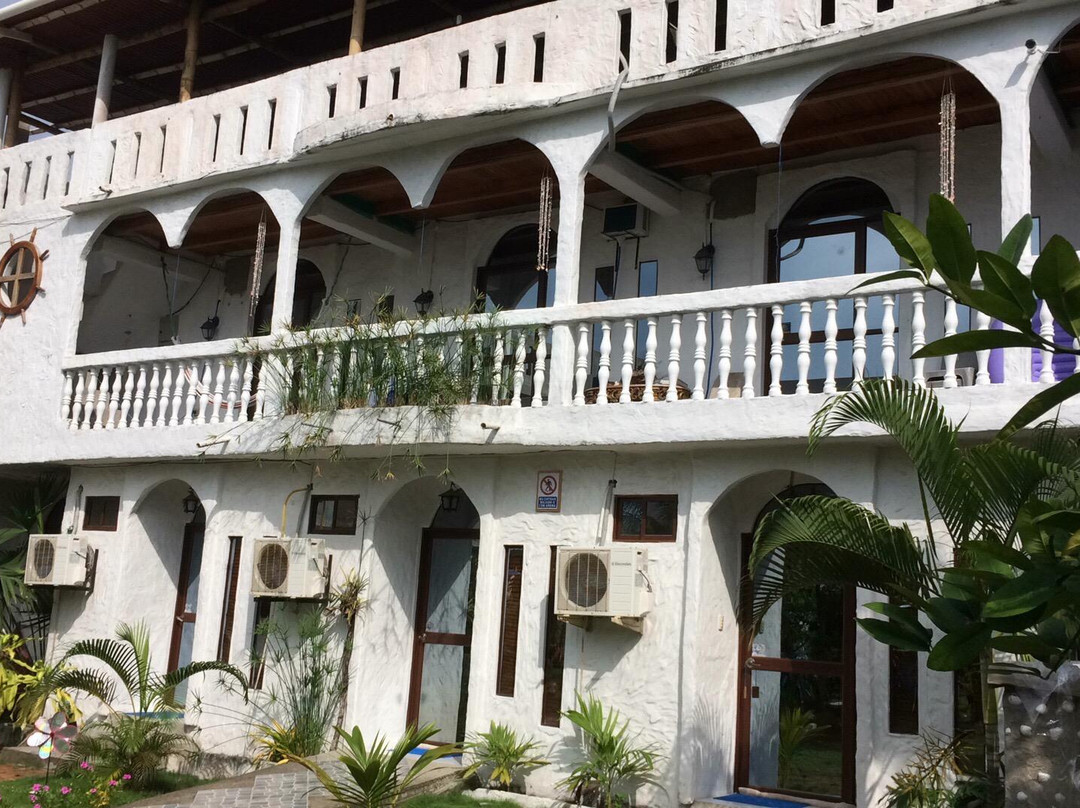 Cojimies酒店住宿-Vacacional Helenos Hotel