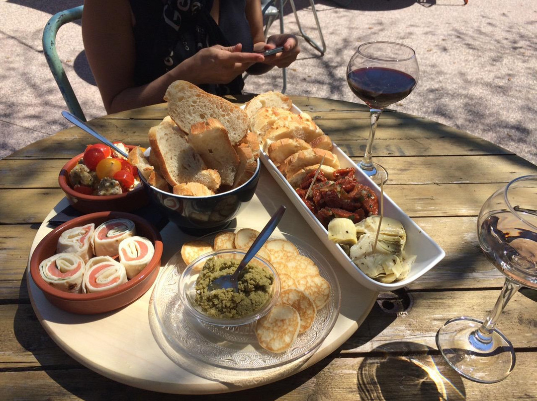 Brue-Auriac餐馆和美食-Route 83