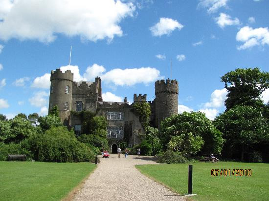 Malahide Castle & Gardens-马拉海德必去景点