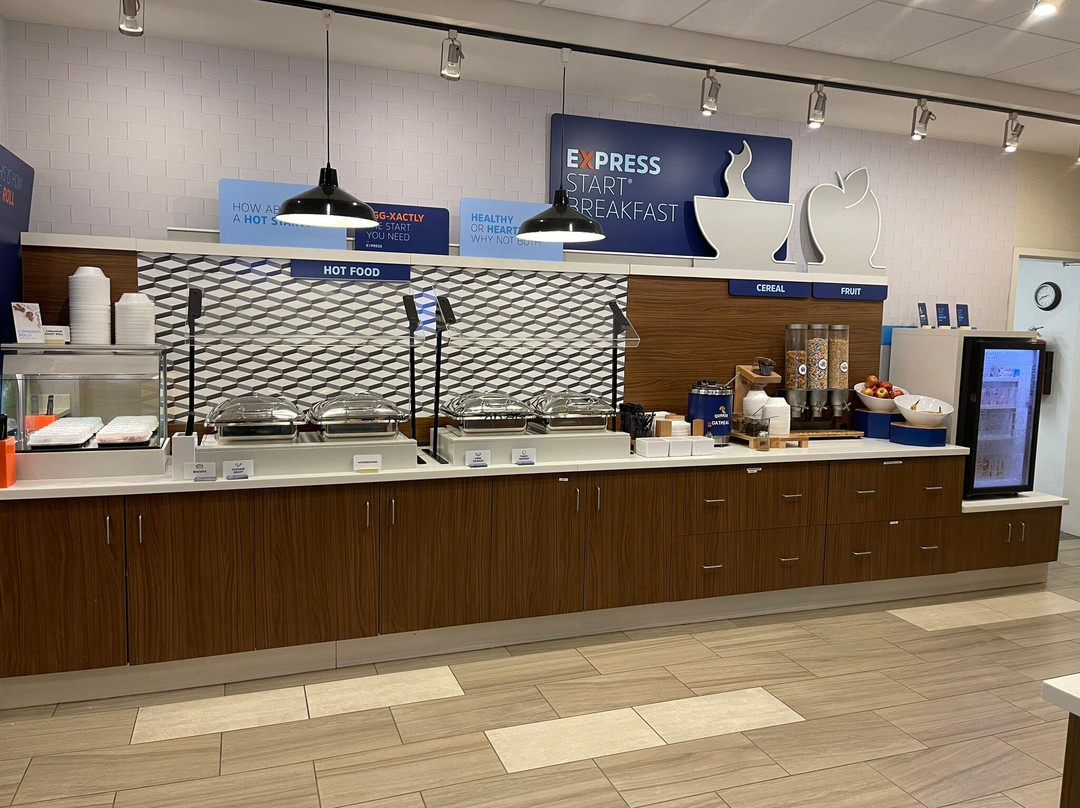 Holiday Inn Express & Suites East Peoria - Riverfront By IHG主图