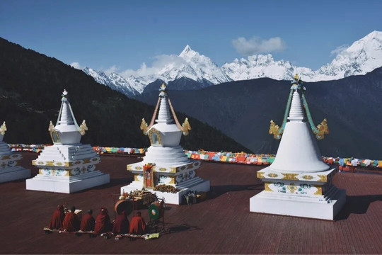 Khampa Tour Guide-香格里拉县必去景点