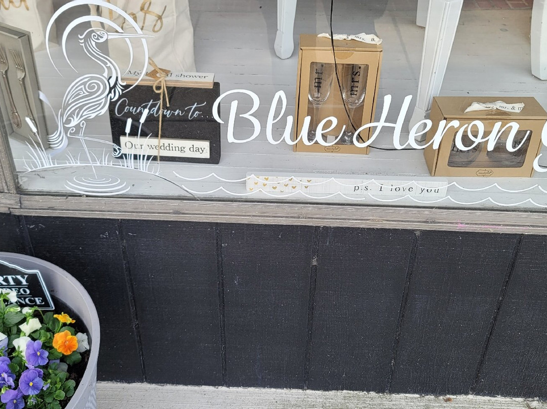 Blue Heron Gifts & Boutique景点图片