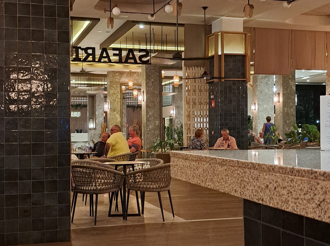 Safari Lobby Bar)景点图片