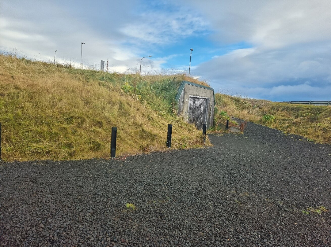 Caves of Hella-海拉必去景点