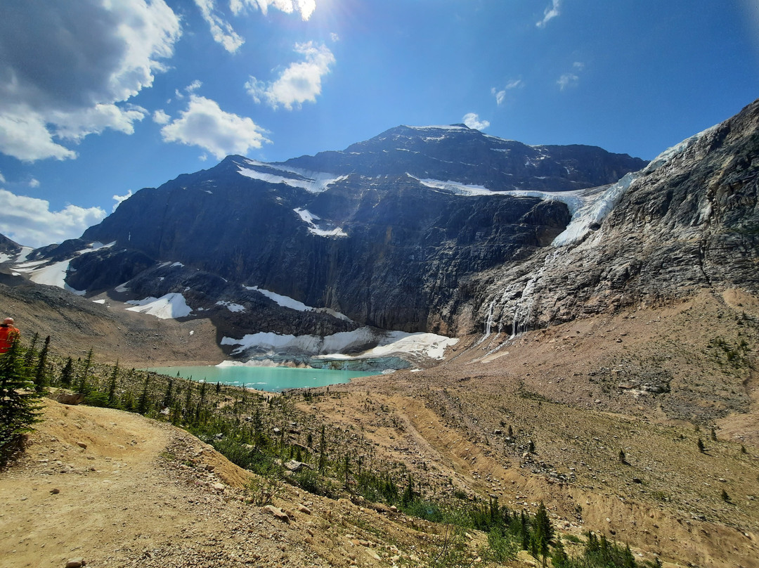 Mount Edith Cavell Trail景点图片