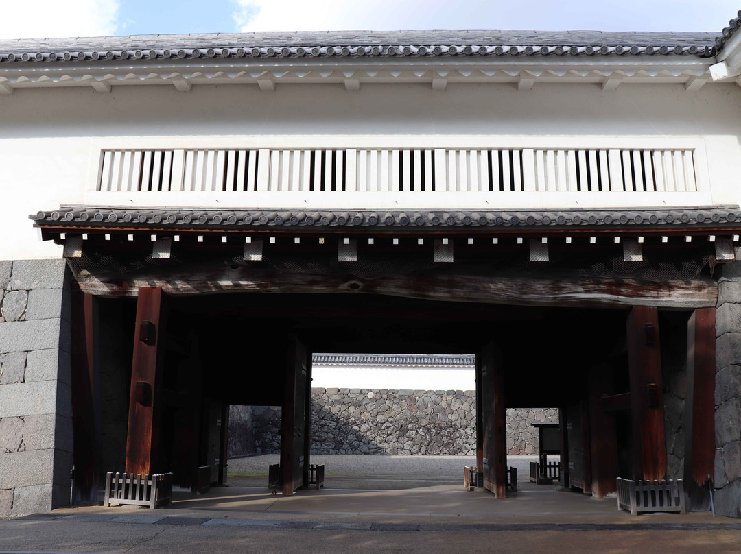 Yamagatajoato Ninomaruhigashi Otemon景点图片
