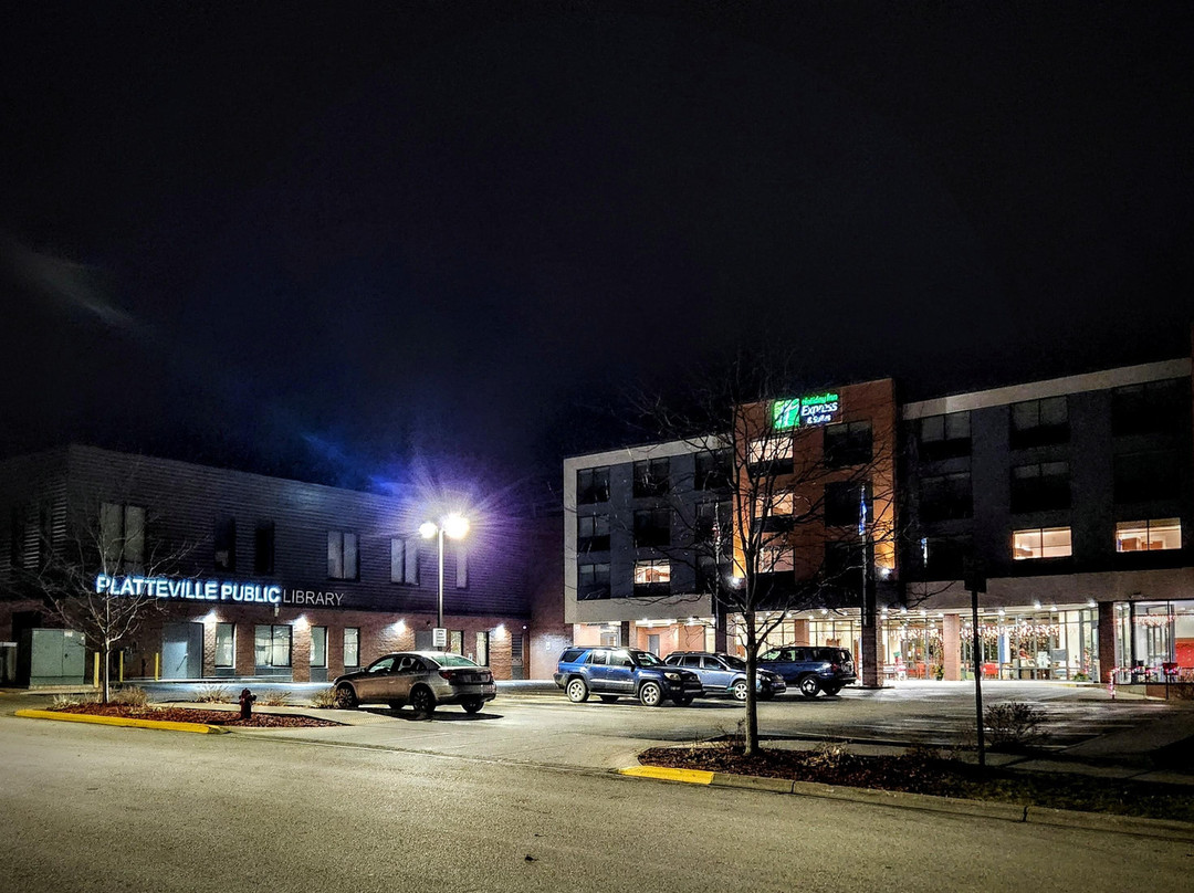 Holiday Inn Express & Suites Platteville By IHG主图