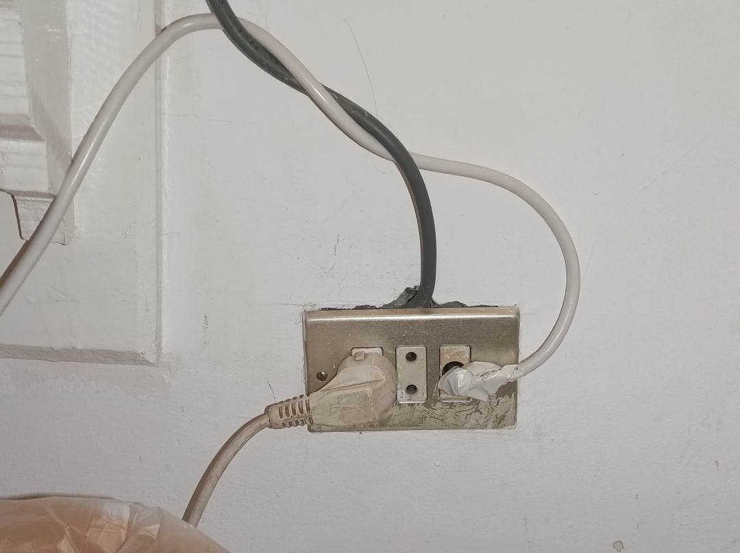 Lotus Bay Resort主图