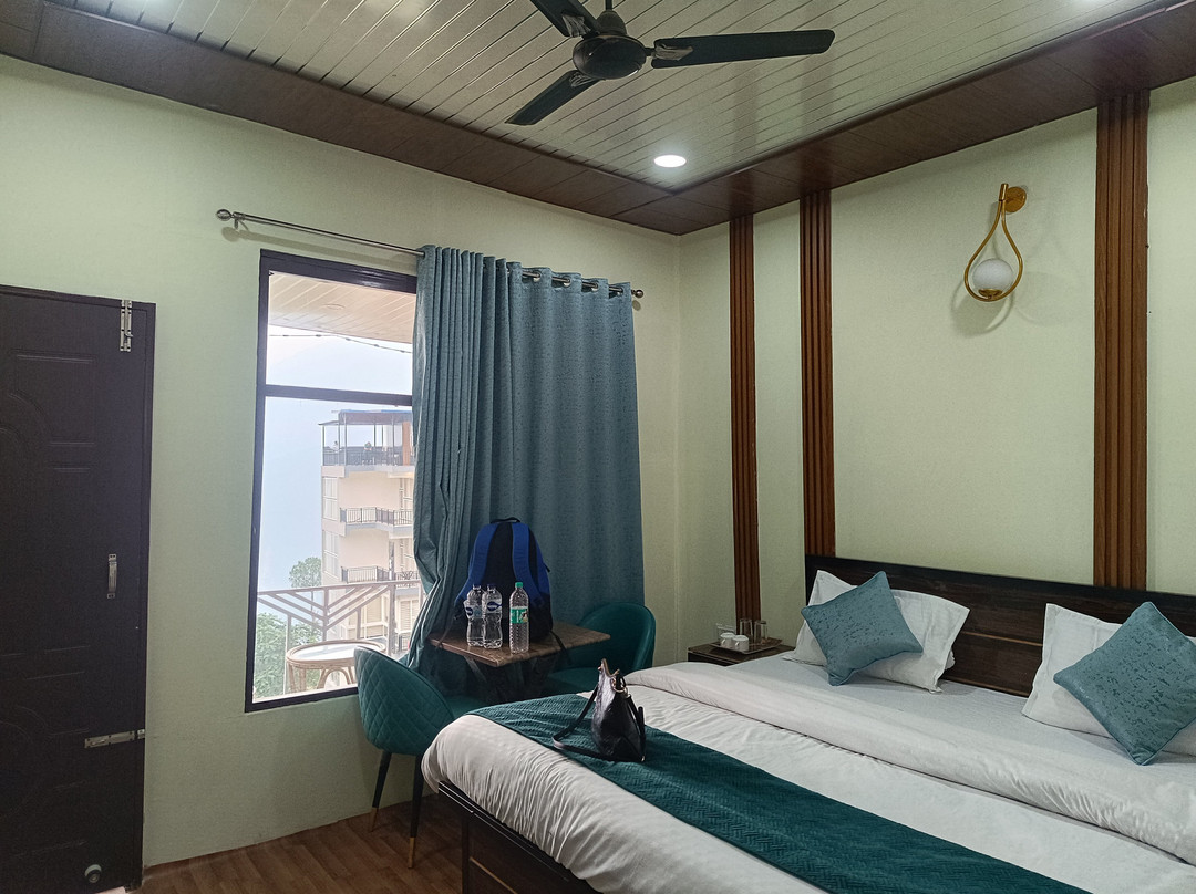 The Hills Inn Resort主图