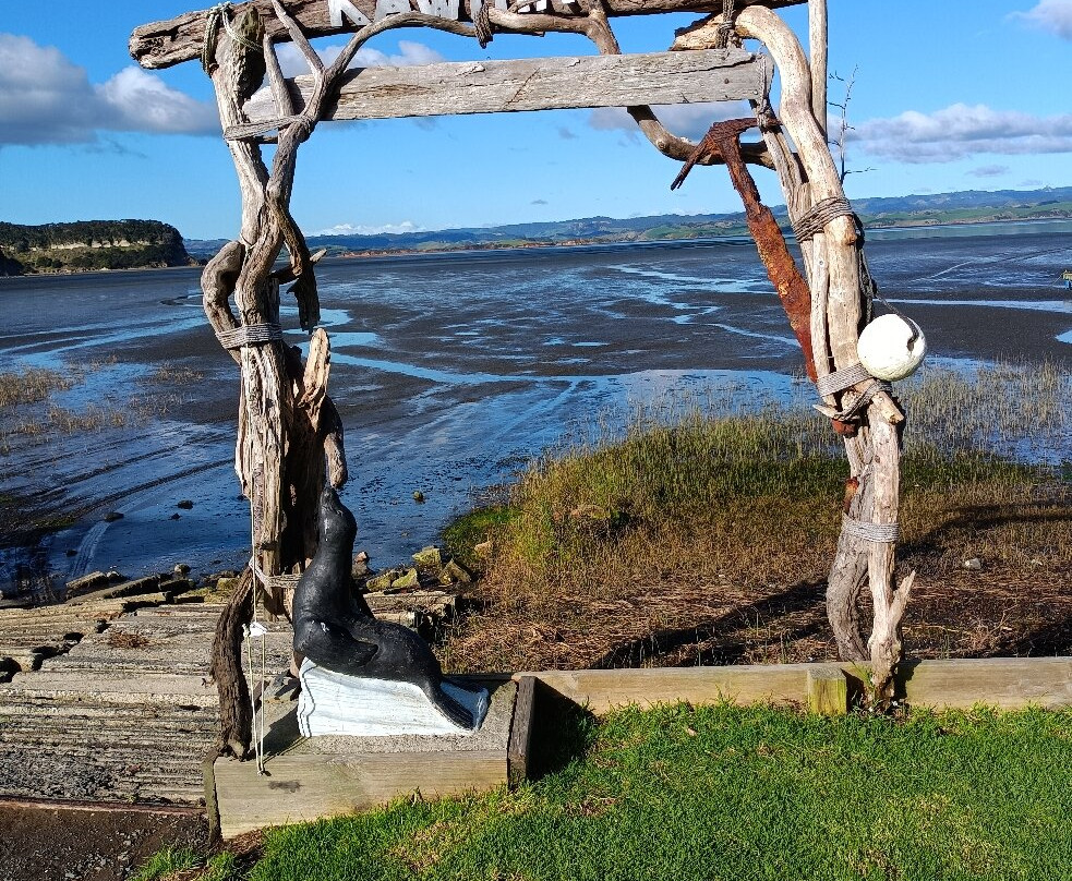 Kawhia Beachside S-Cape Holiday Park主图