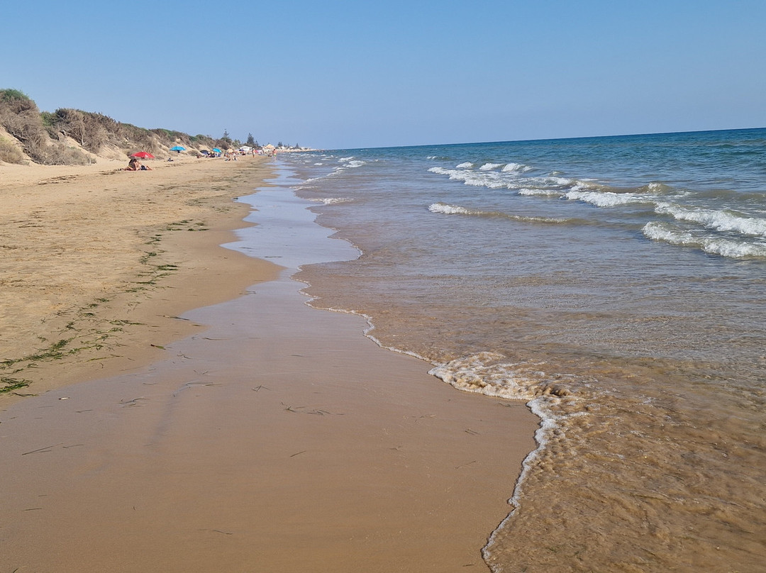 Spiaggia di Santa Maria del Focallo景点图片