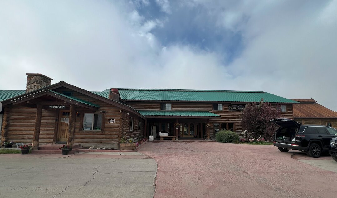 Stanley High Country Inn主图