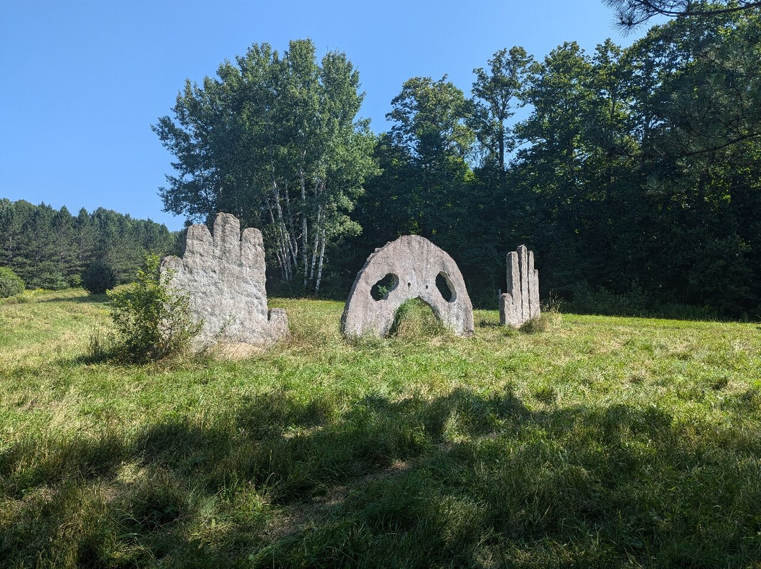 The Screaming Heads of Midlothian景点图片