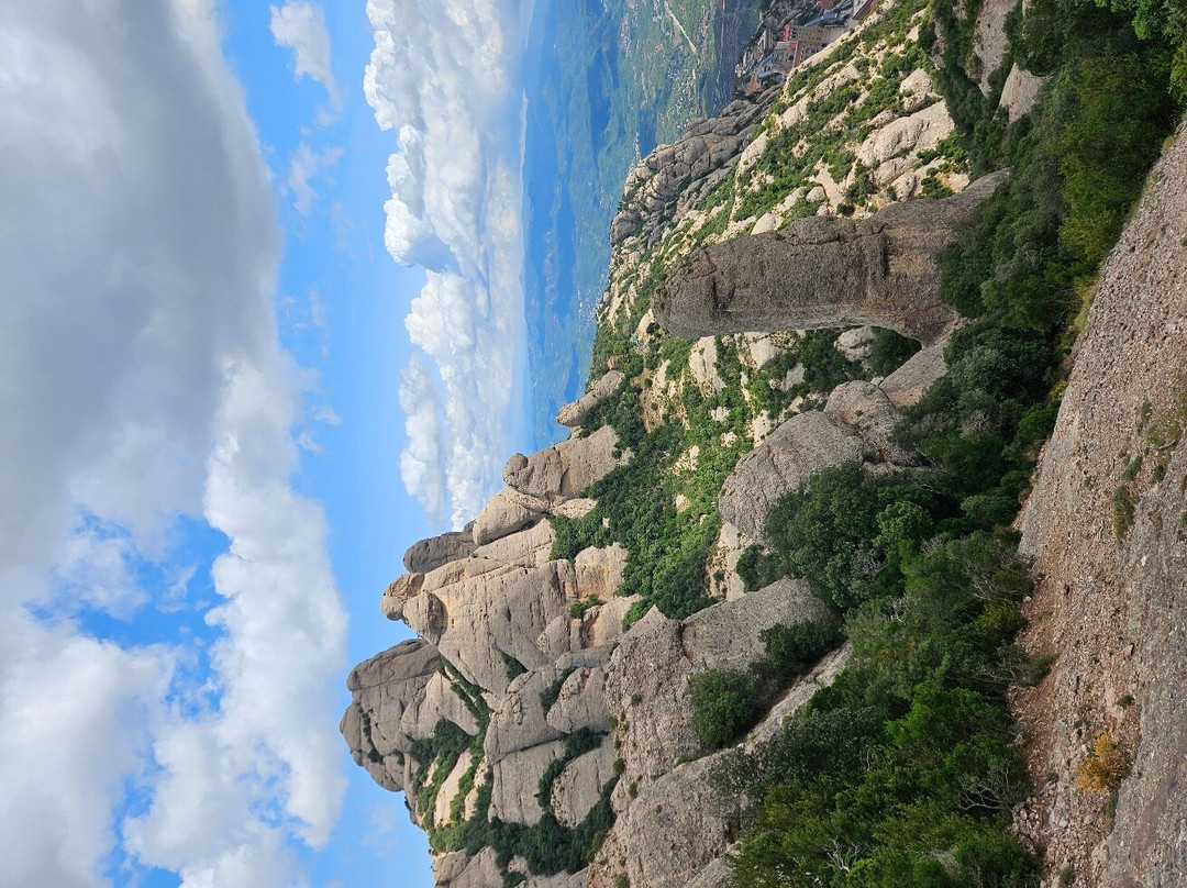 圣杰罗姆峰-蒙特塞拉特必去景点