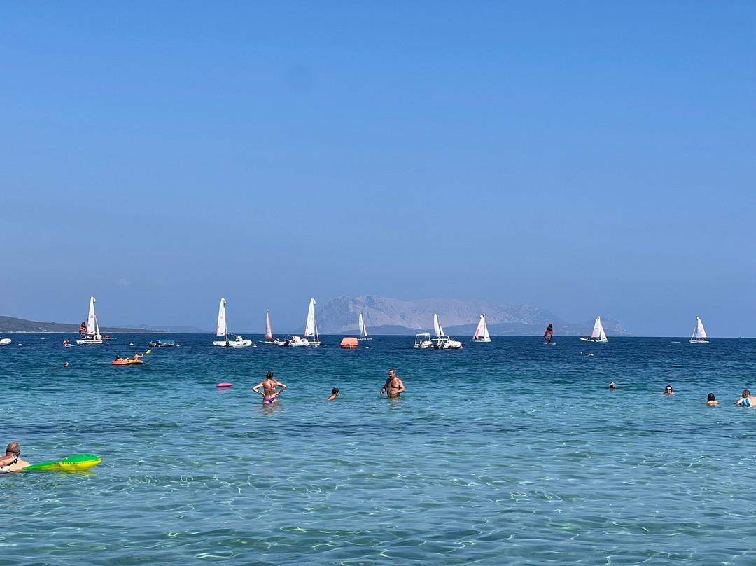 Spiaggia di Porto Ainu-Budoni必去景点