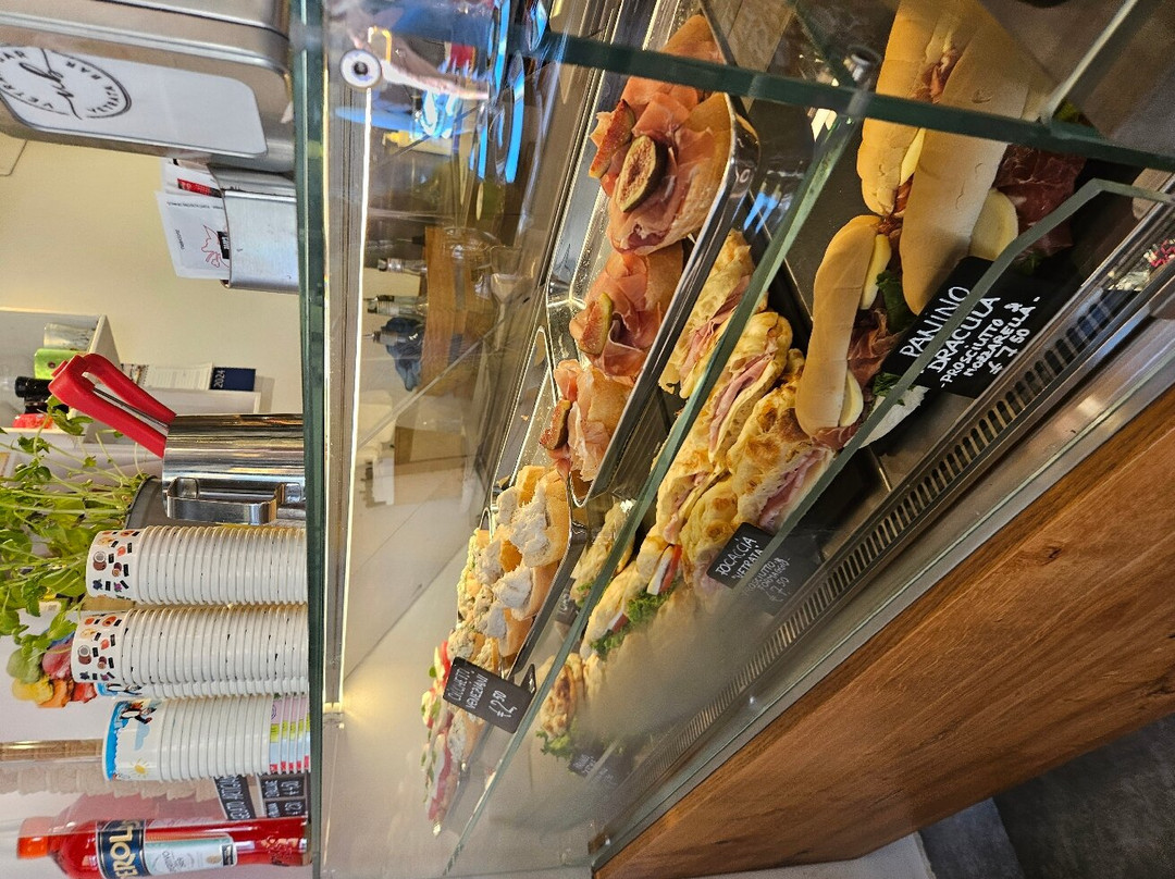 Vetrata bar