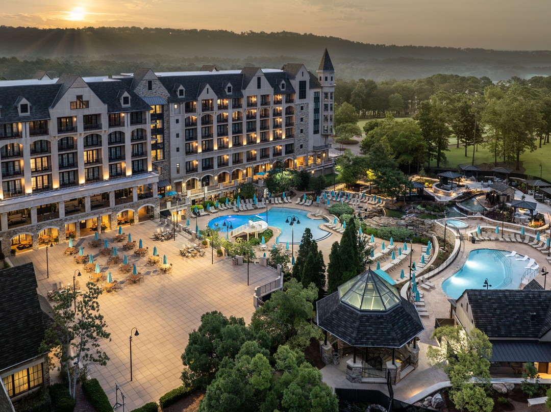 伯明翰罗斯桥高尔夫文艺复兴水疗度假酒店主图