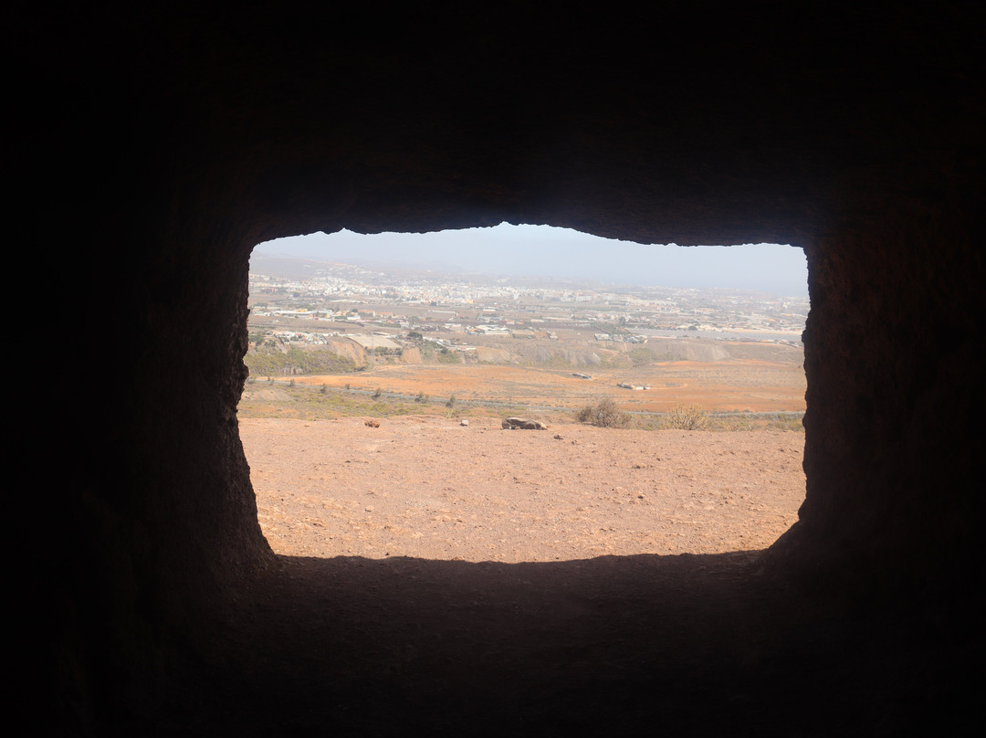 Yacimiento arqueológico Cuatro Puertas - VISITAS GUIADAS景点图片