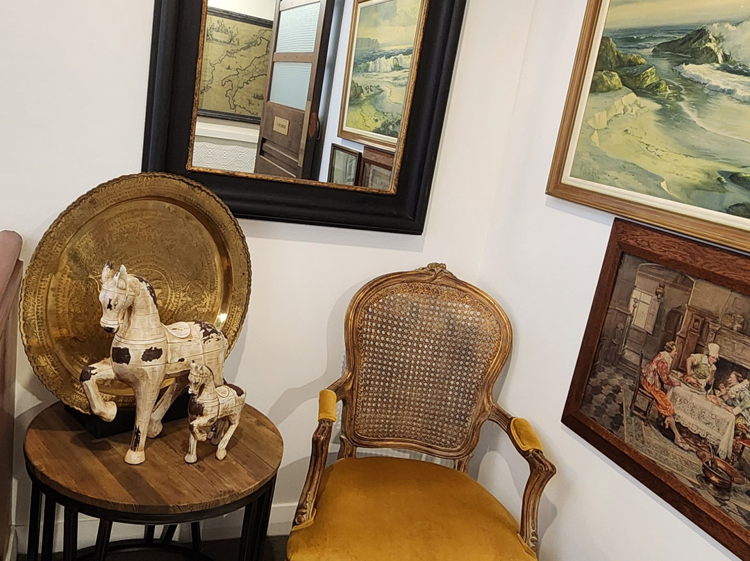 The State Hotel主图