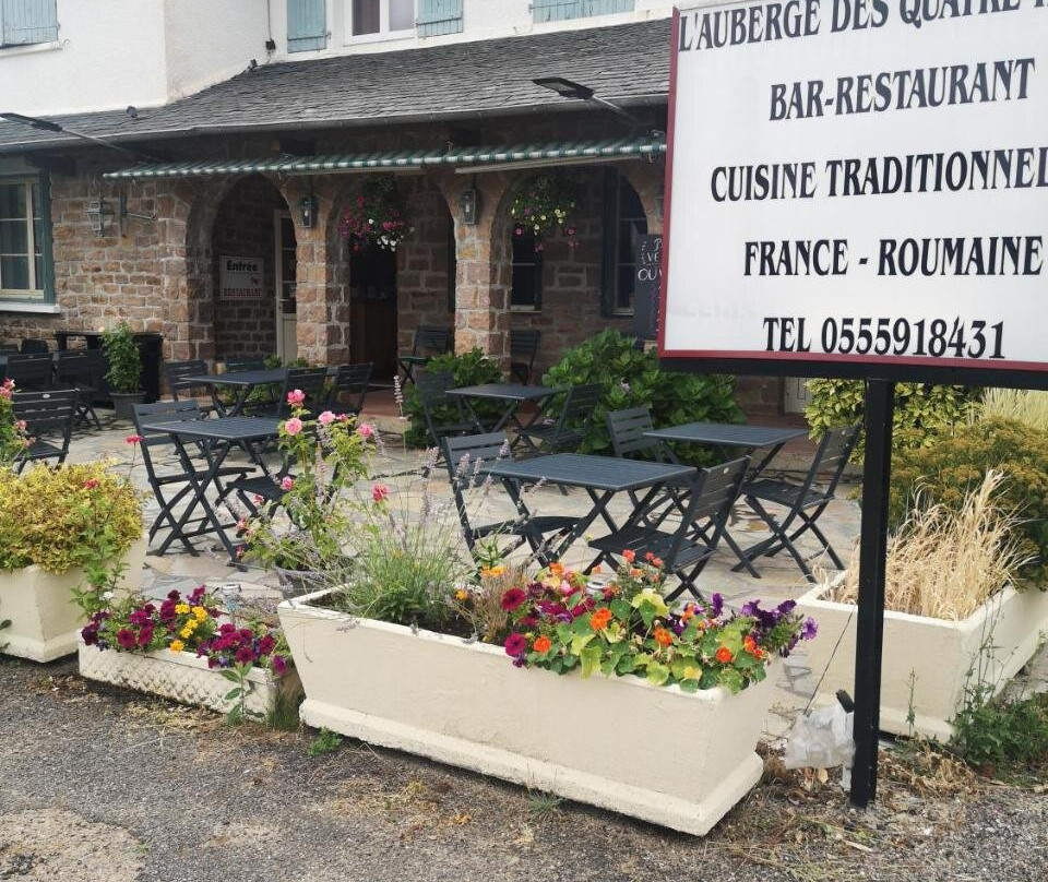 L'Auberge des Quatre Routes