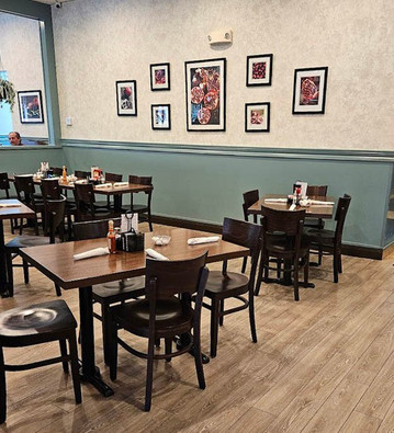 Pomegranate Restaurant & Cafe主图